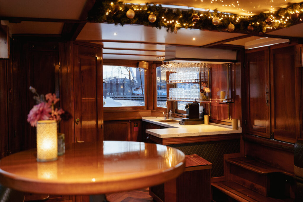 Roos bar